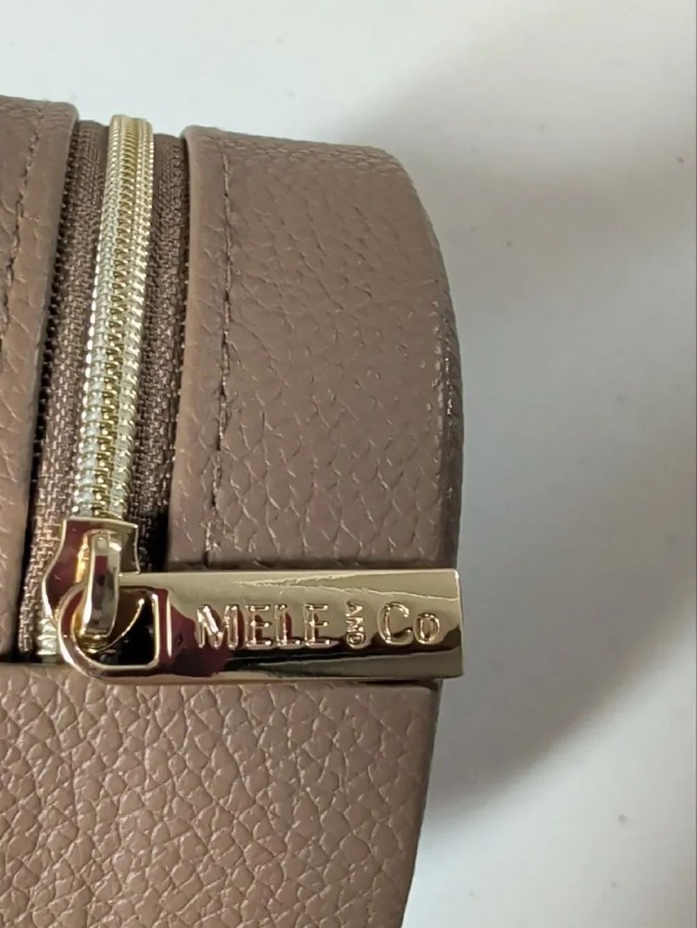 Round Taupe Travel Jewelry Case with Gold Zipper - Picture 2 of 5